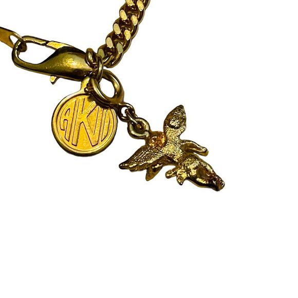 10/$25🦋 Gold Angel Charm Bracelet - Picture 6 of 15